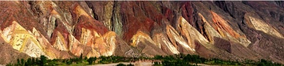 Cerro de los Siete Colores, cette montagne spectaculaire dont les strates multicolores